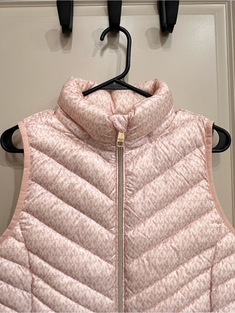 Michael Kors Pink Down Puffer S Vest Quiet Luxury Preppy Coastal Chic MK Spring - Picture 5 of 16